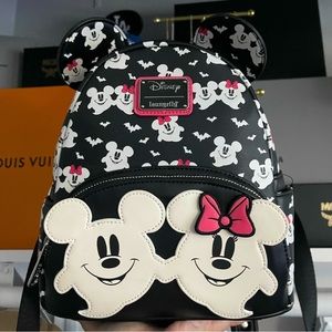 NWT Loungefly Boxlunch Exclusive Mickey & Minnie Mouse Ghostly Glow-in-the-Dark